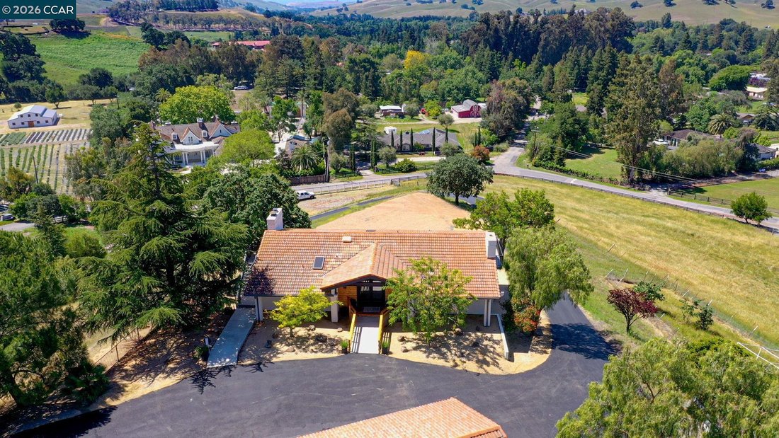 House in Clayton, California, United States 1 - 18449302