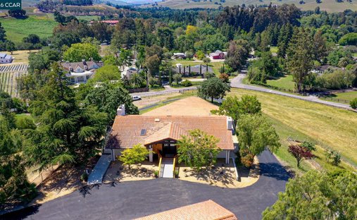 House in Clayton, California, United States 1