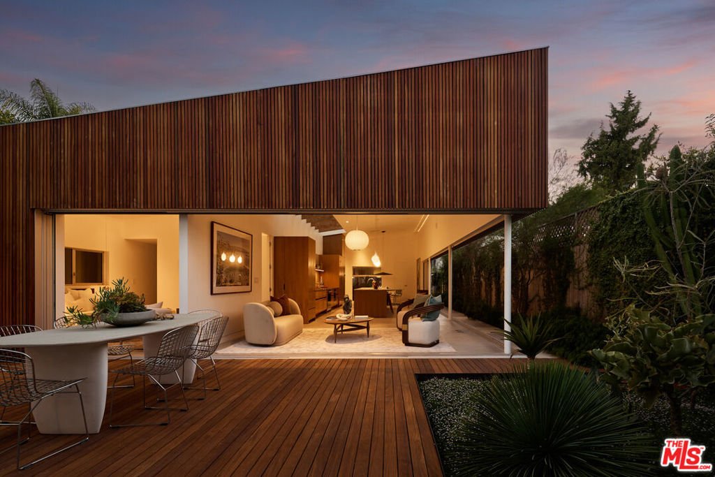House in Los Angeles, California, United States 1 - 18449847