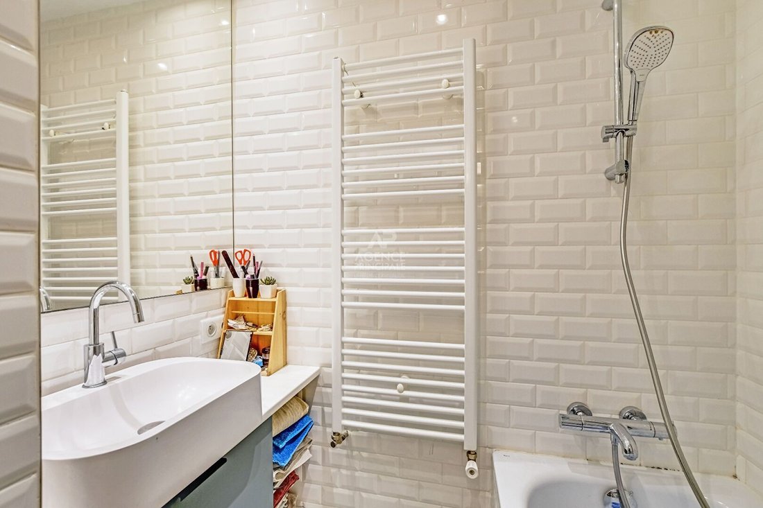 Apartment in Bassin de la Villette, Paris 19e Arrondissement, Paris 5 - 18450157