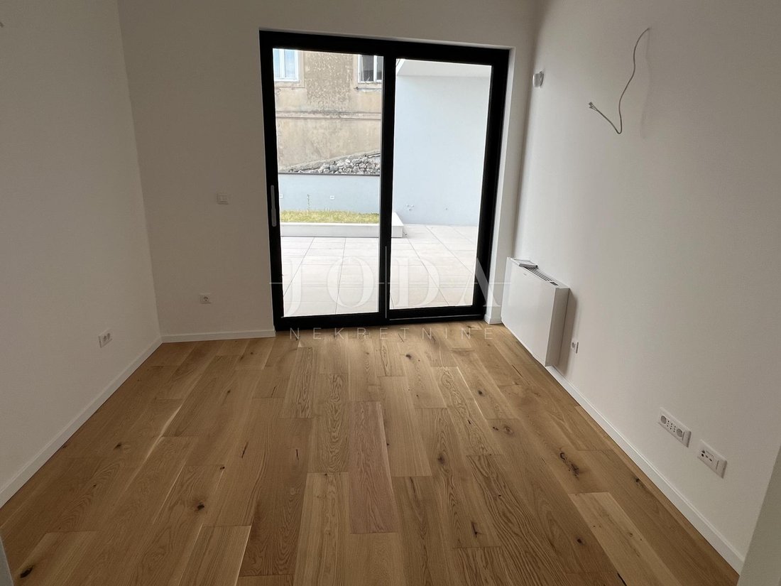 Apartment in Mjesni odbor Pecine, Grad Rijeka, Primorje-Gorski Kotar County 5 - 18451287