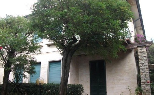Villa in Center, Forte dei Marmi, Tuscany 1