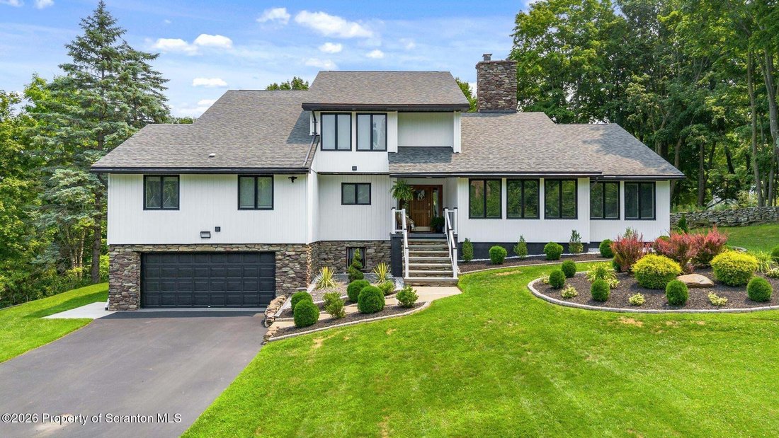 House in Clarks Summit, Pennsylvania, United States 1 - 18448501
