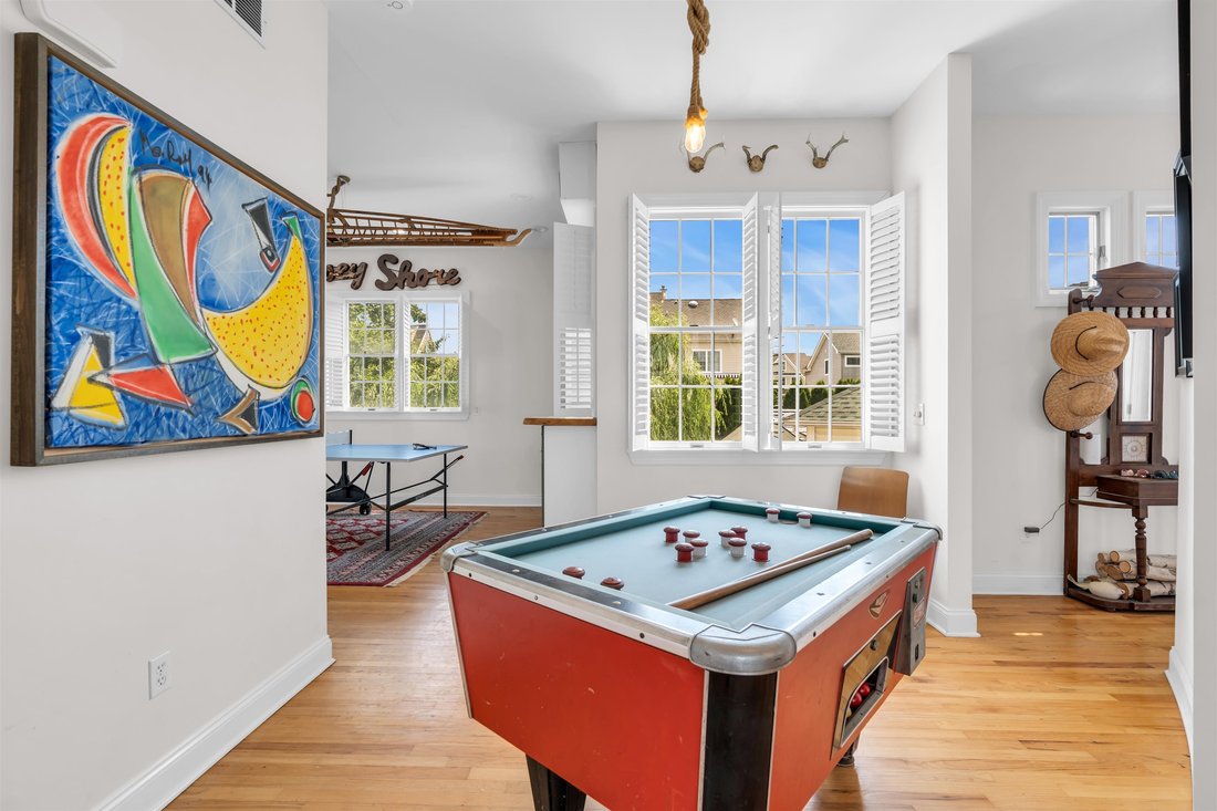 House in Monmouth Beach, New Jersey, United States 5 - 18445879