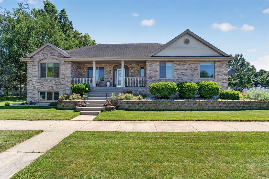 House in Waunakee, Wisconsin, United States 1 - 18445966
