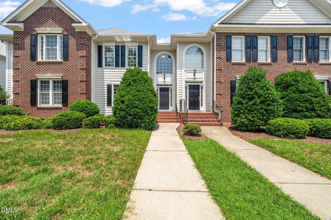 Townhouse in Cary, North Carolina, United States 3 - 18446791