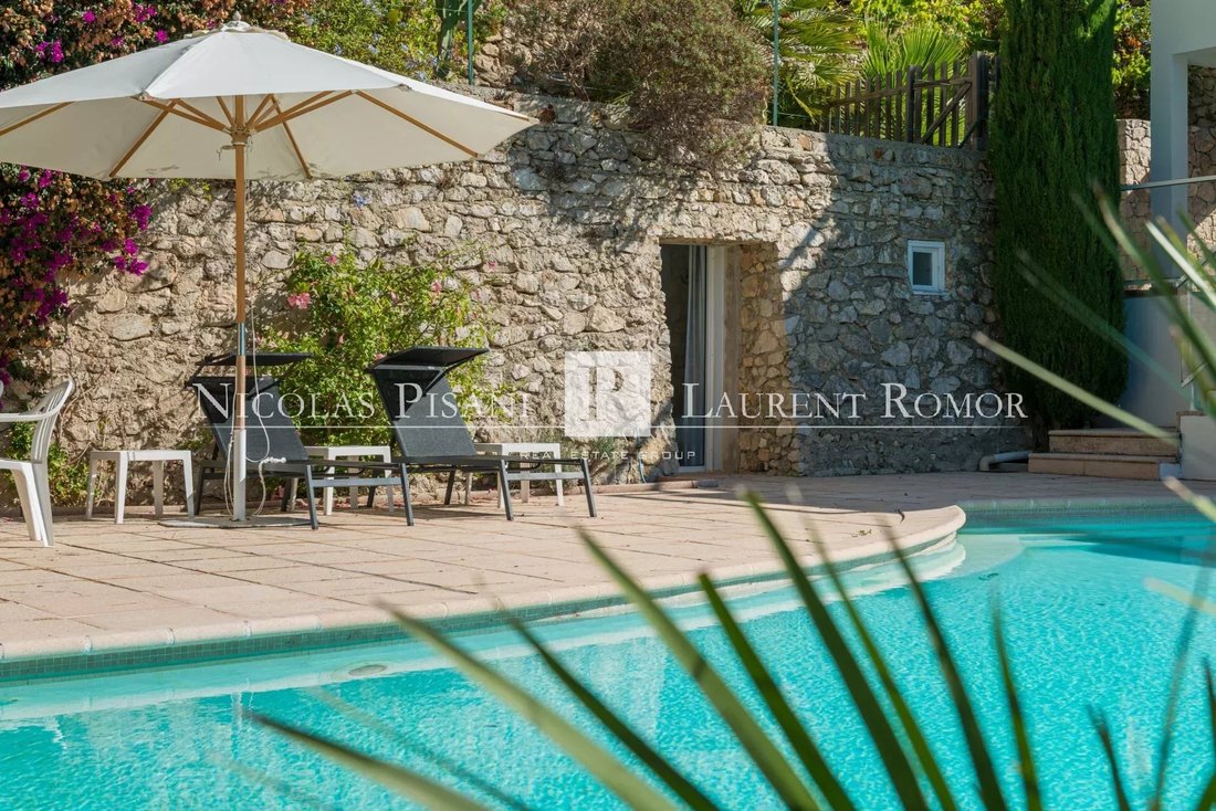 Villa à Èze, Provence-Alpes-Côte d'Azur, France 4 - 18449683