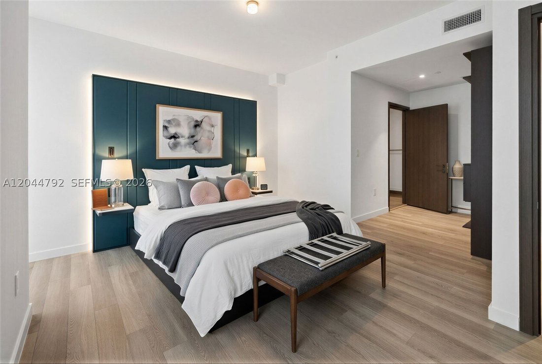 Condo in Miami, Florida, United States 4 - 18449491