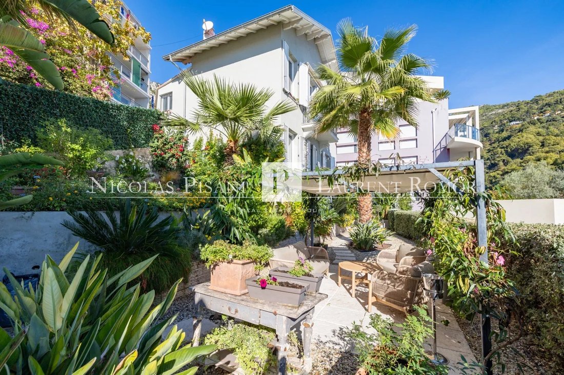 Villa in French Riviera, Provence-Alpes-Côte d'Azur, France 1 - 18449481