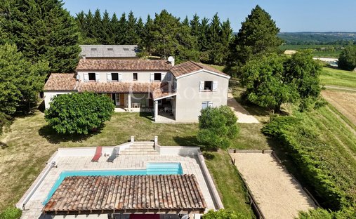 House in Tombebœuf, Nouvelle-Aquitaine, France 1