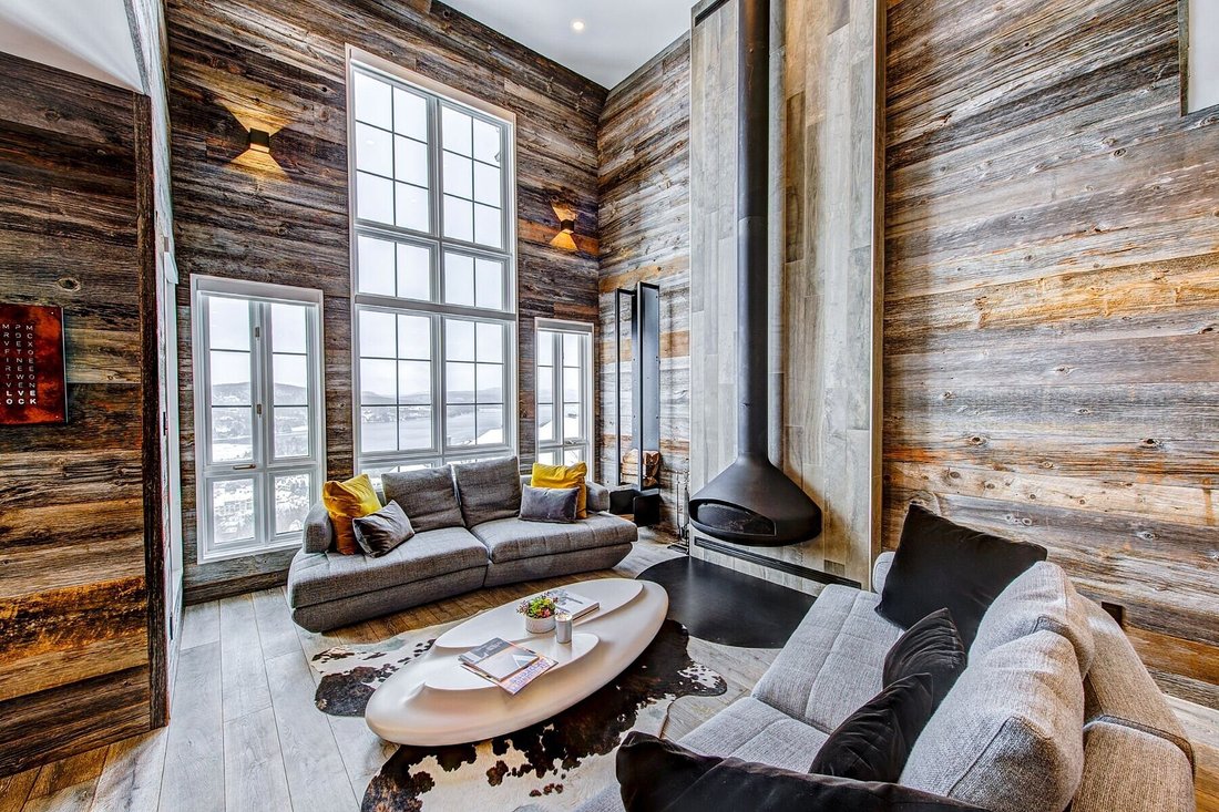 House in Mont-Tremblant, Quebec, Canada 1 - 18447554