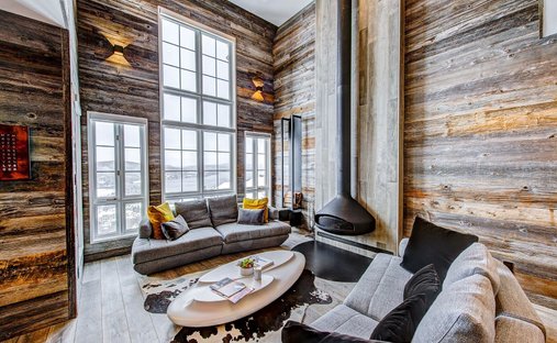 House in Mont-Tremblant, Quebec, Canada 1
