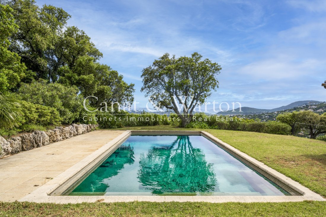 Villa in Sud, Cavalaire-sur-Mer, France 3 - 17969458
