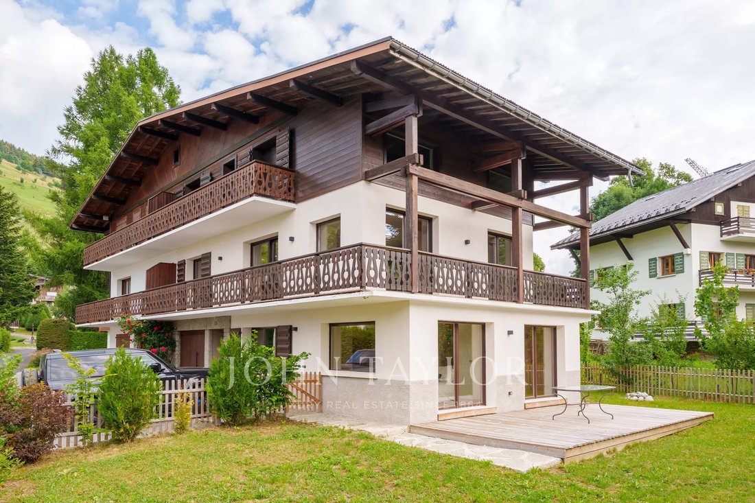 Chalet in Megève, Auvergne-Rhône-Alpes, France 2 - 16753339