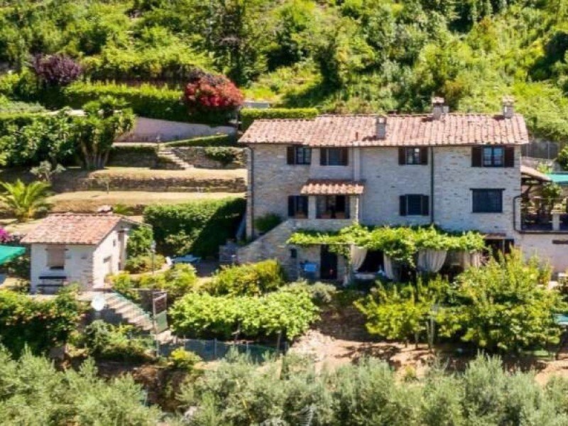 House in Seravezza, Tuscany, Italy 1 - 18446353