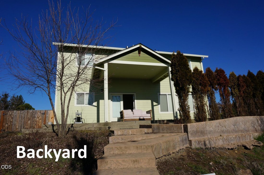 House in Eagle Point, Oregon, United States 3 - 18450173