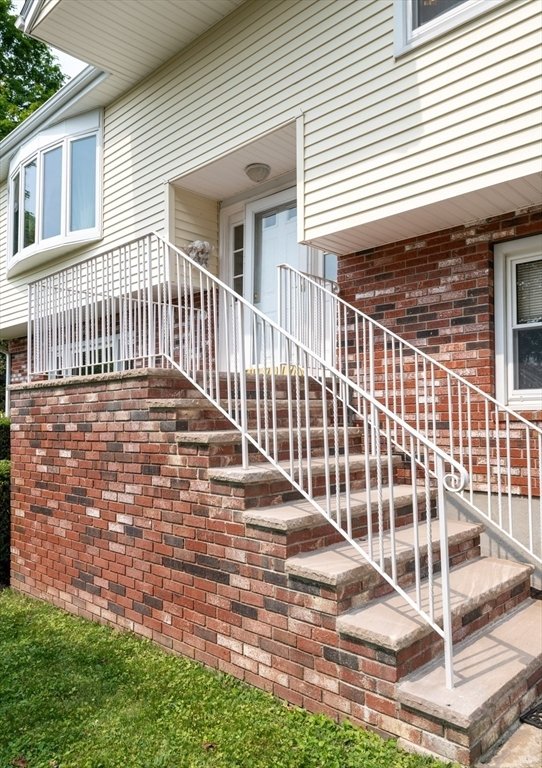 House in Stoneham, Massachusetts, United States 3 - 18447436