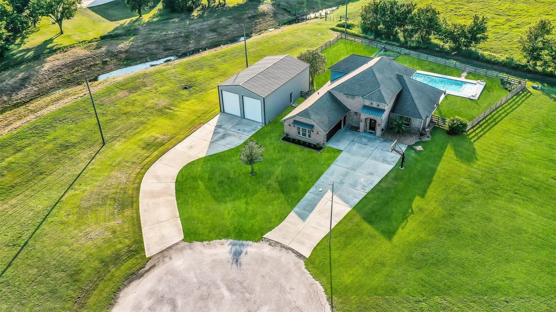 House in Needville, Texas, United States 3 - 18446797
