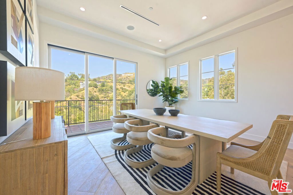 House in Los Angeles, California, United States 5 - 18449897