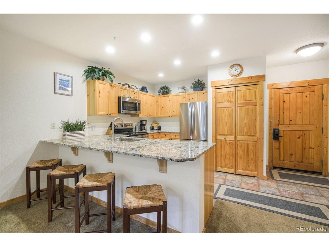 Condo in Dillon, Colorado, United States 4 - 18353951