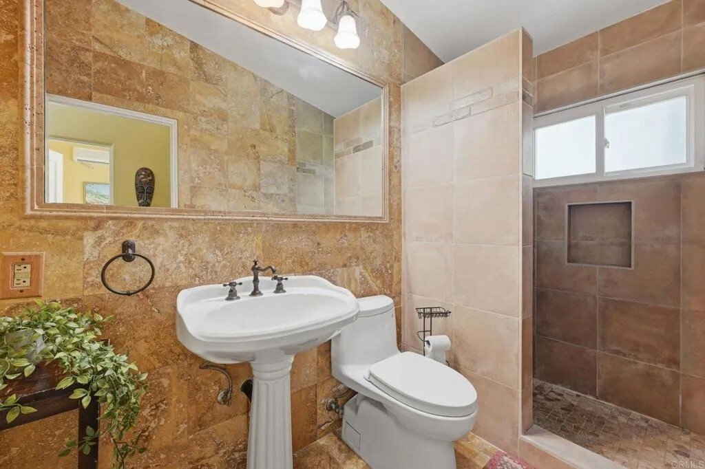 House in Oceanside, California, United States 4 - 18446625