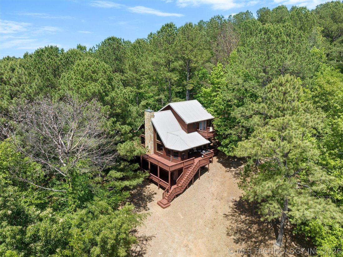 Broken Bow, Oklahoma, United States 2 - 18446518