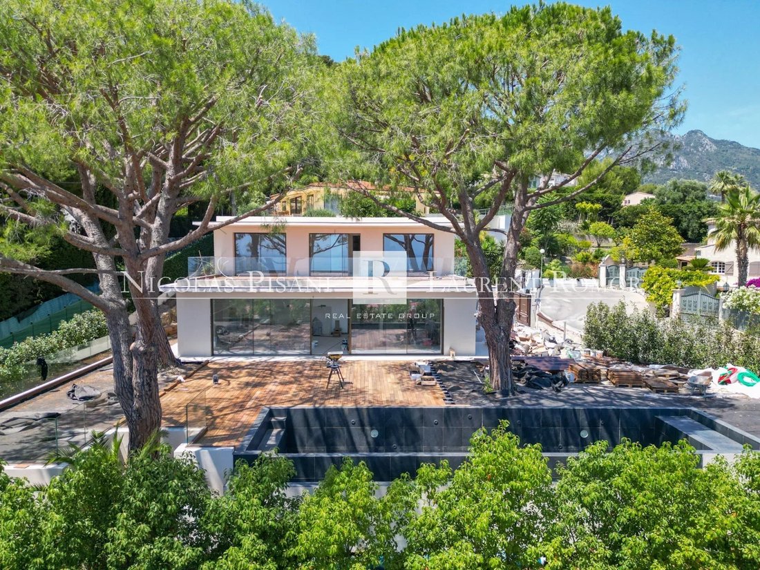 Villa in Village-Cros de Caste-Coupiere-Mont Gros, Roquebrune-Cap-Martin, France 2 - 18449753