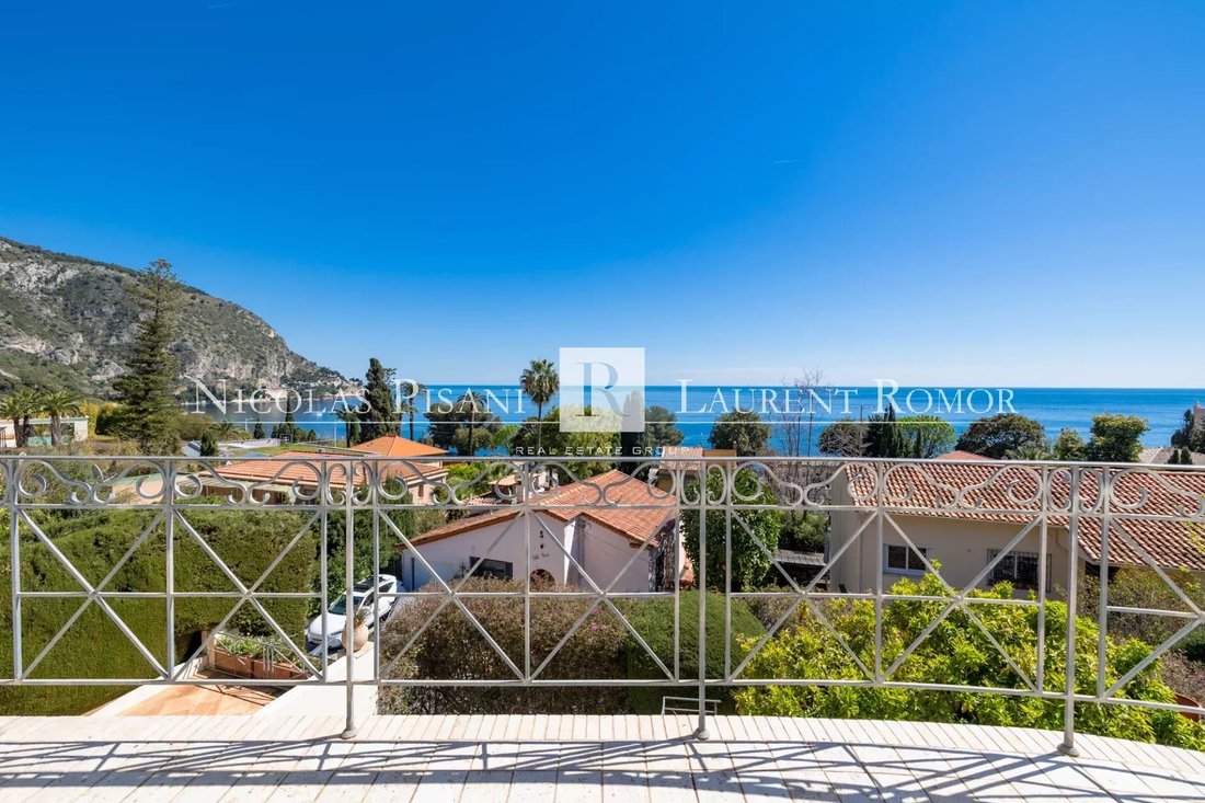 Villa in Èze, Provence-Alpes-Côte d'Azur, France 4 - 18449714
