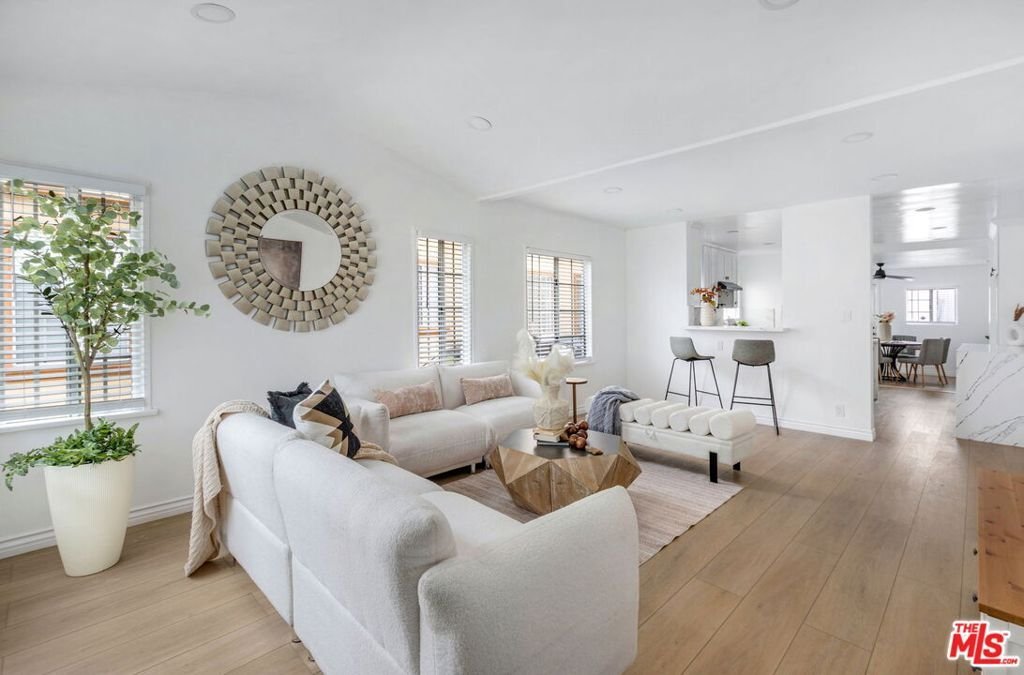 House in Los Angeles, California, United States 4 - 18449863