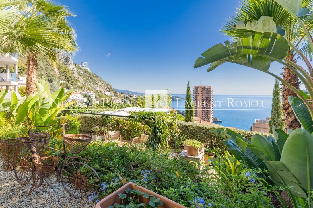 Villa in French Riviera, Provence-Alpes-Côte d'Azur, France 3 - 18449481