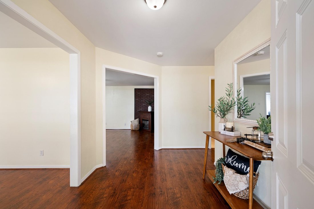 House in Needville, Texas, United States 3 - 18446845