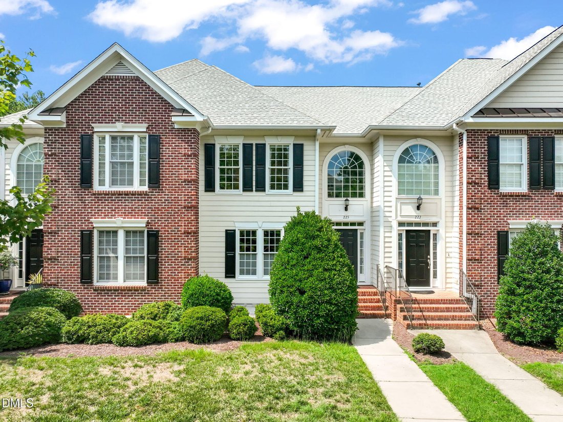 Townhouse in Cary, North Carolina, United States 1 - 18446791