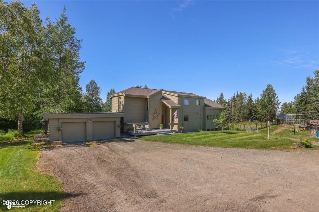 House in Anchorage, Alaska, United States 3 - 18446400