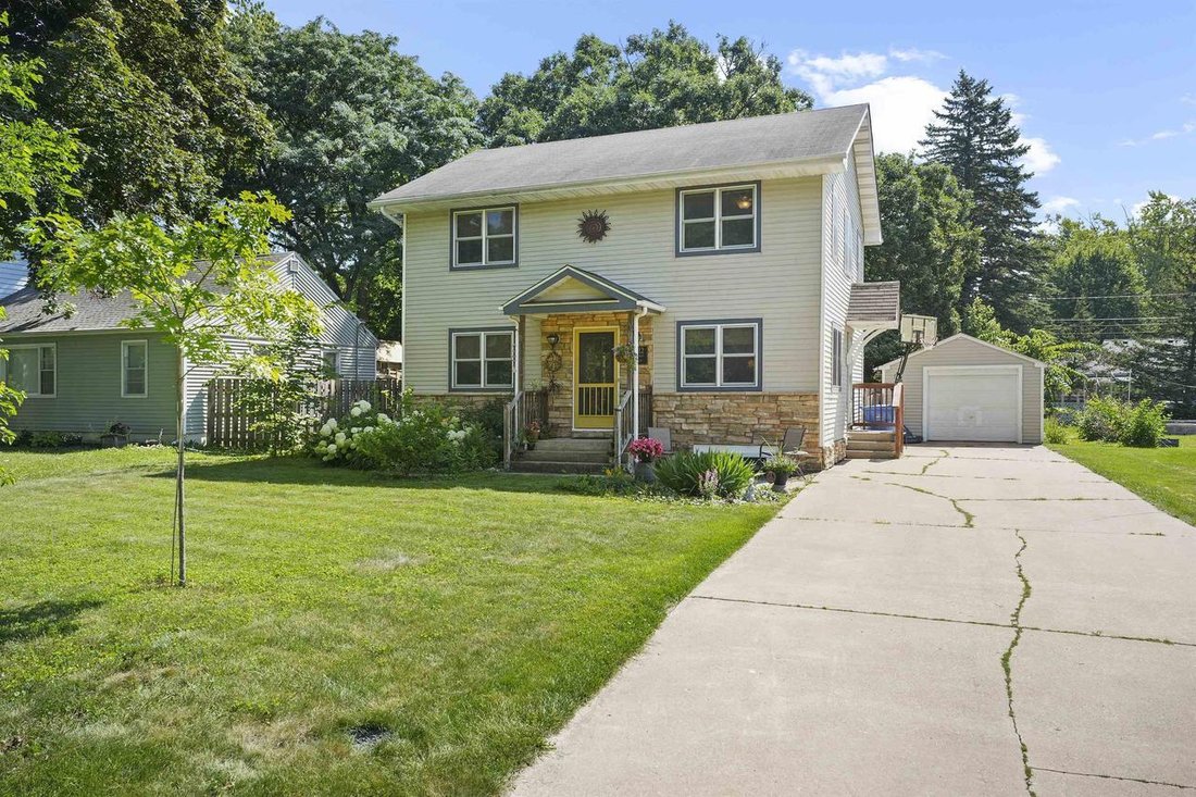 House in Monona, Wisconsin, United States 3 - 18446128