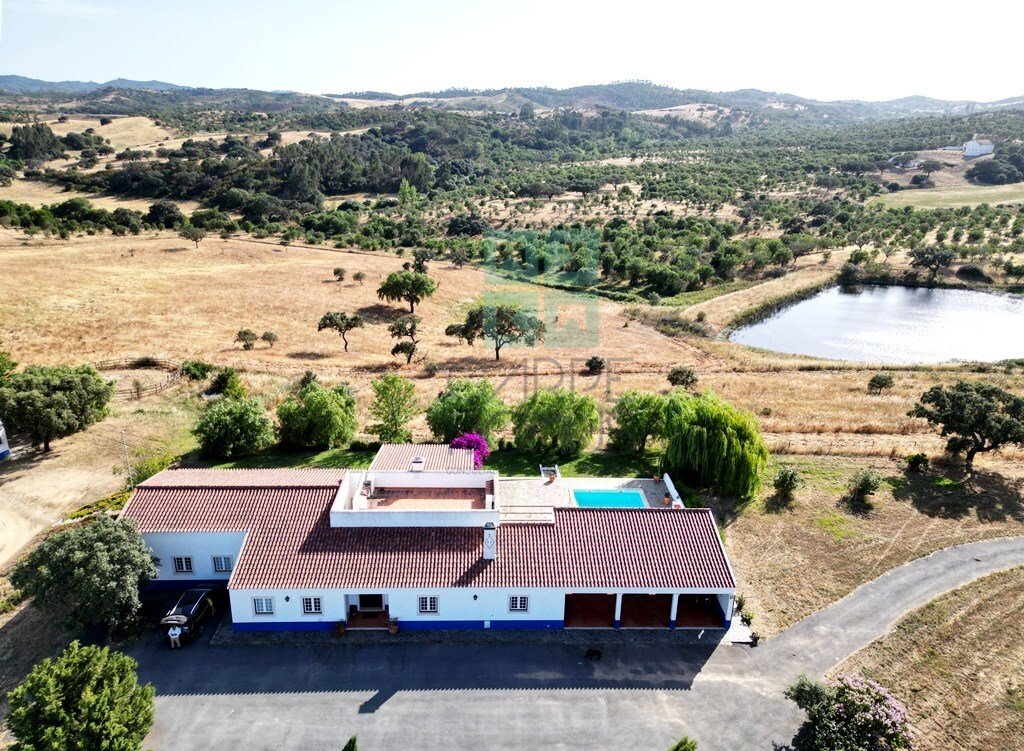 Finca en Garvao e Santa Luzia, Distrito de Beja, Portugal 1 - 18447981