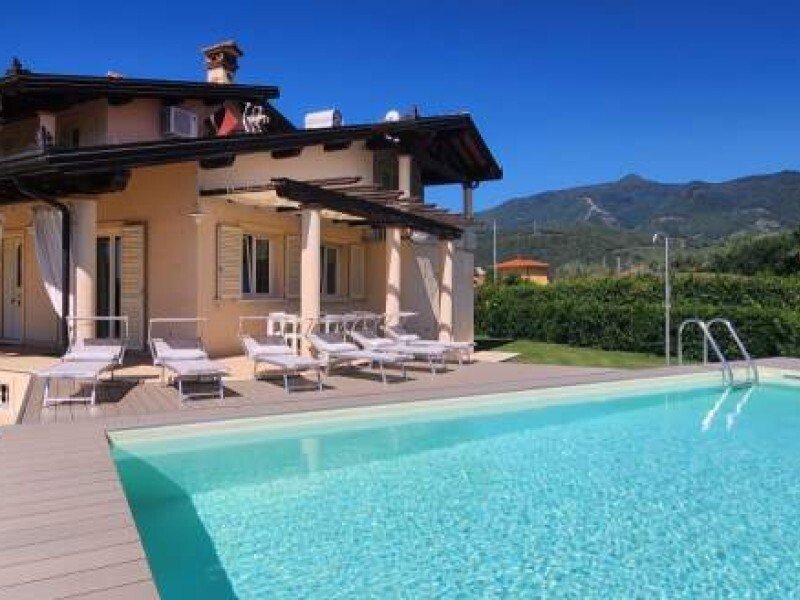 Villa in Seravezza, Tuscany, Italy 1 - 18446292