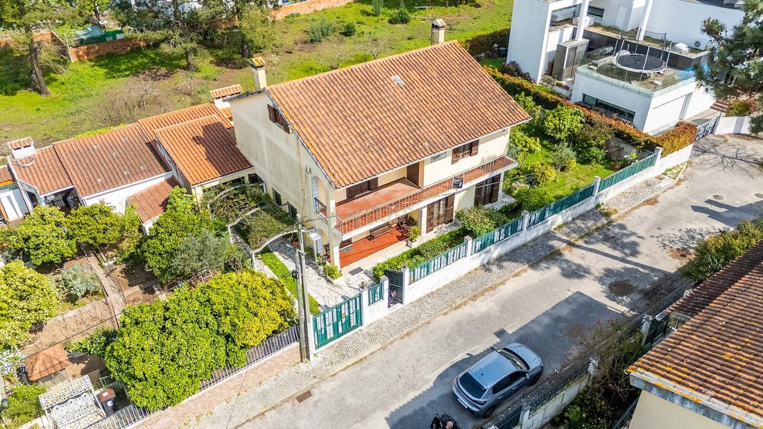 Villa in Aroeira, Charneca de Caparica e Sobreda, Portugal 5 - 17010798