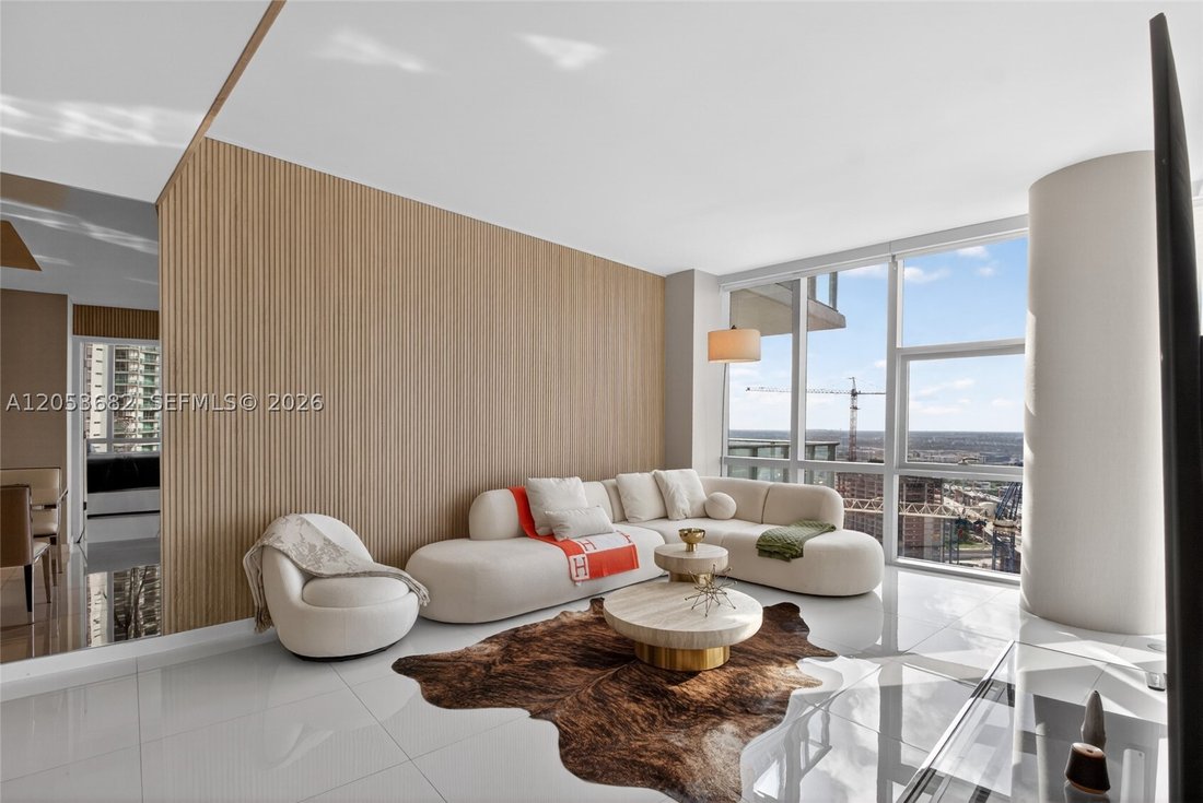 Condo in Miami, Florida, United States 3 - 18446220