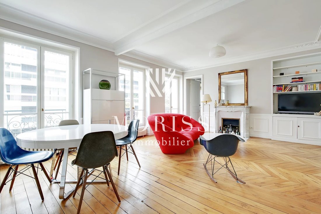 Apartment in Gros Caillou, Paris 7e Arrondissement, Paris 1 - 18448253