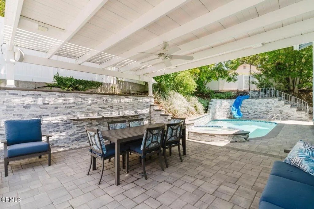 House in Glendale, California, United States 3 - 18396221