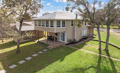 House in Clifton, Texas, United States 1