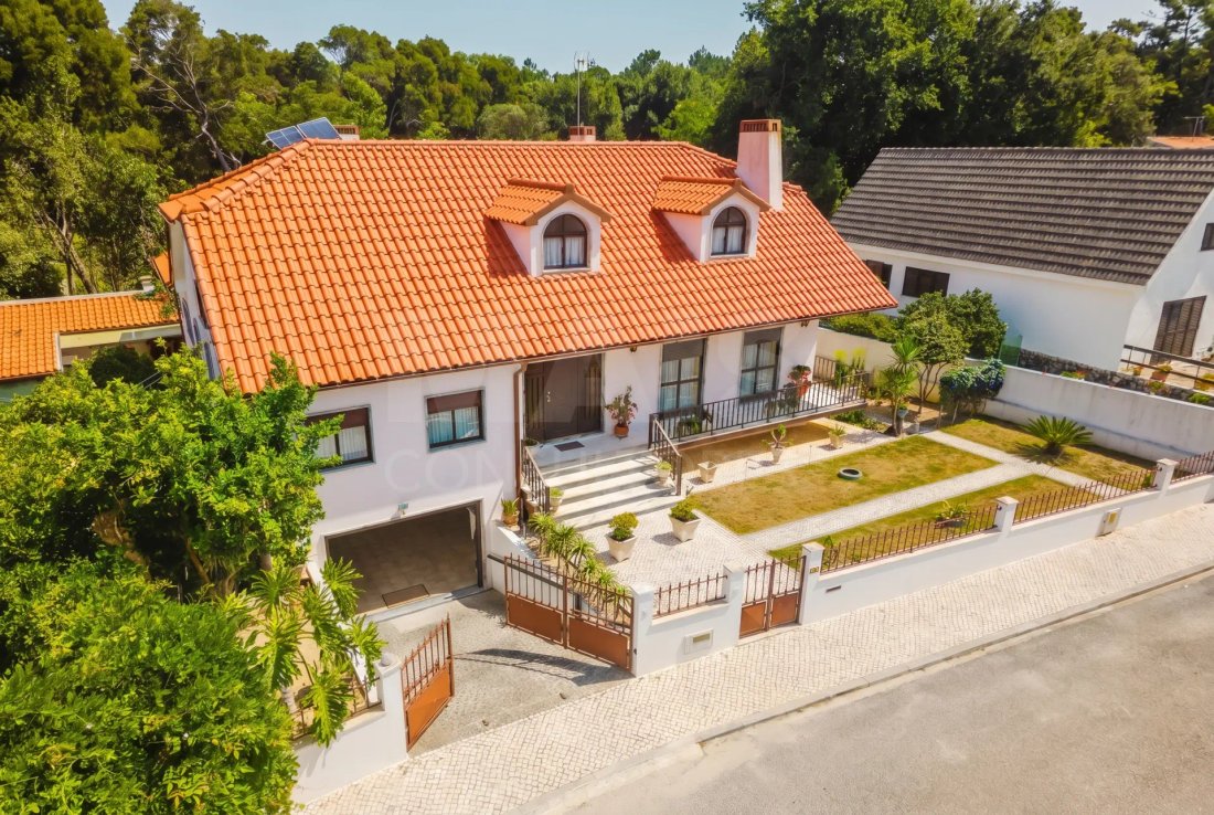 Villa in Nossa Senhora do Populo, Coto e Sao Gregorio, Leiria District, Portugal 1 - 18447988
