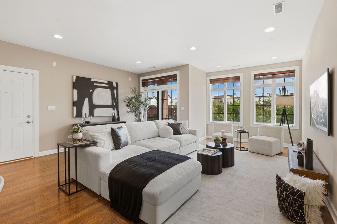 Condo in Chicago, Illinois, United States 5 - 18447074