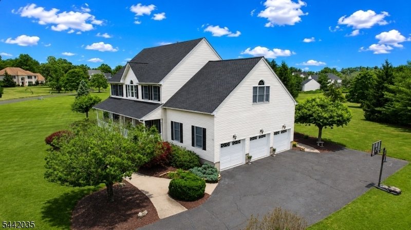 House in Hillsborough Twp., New Jersey, United States 4 - 18281477