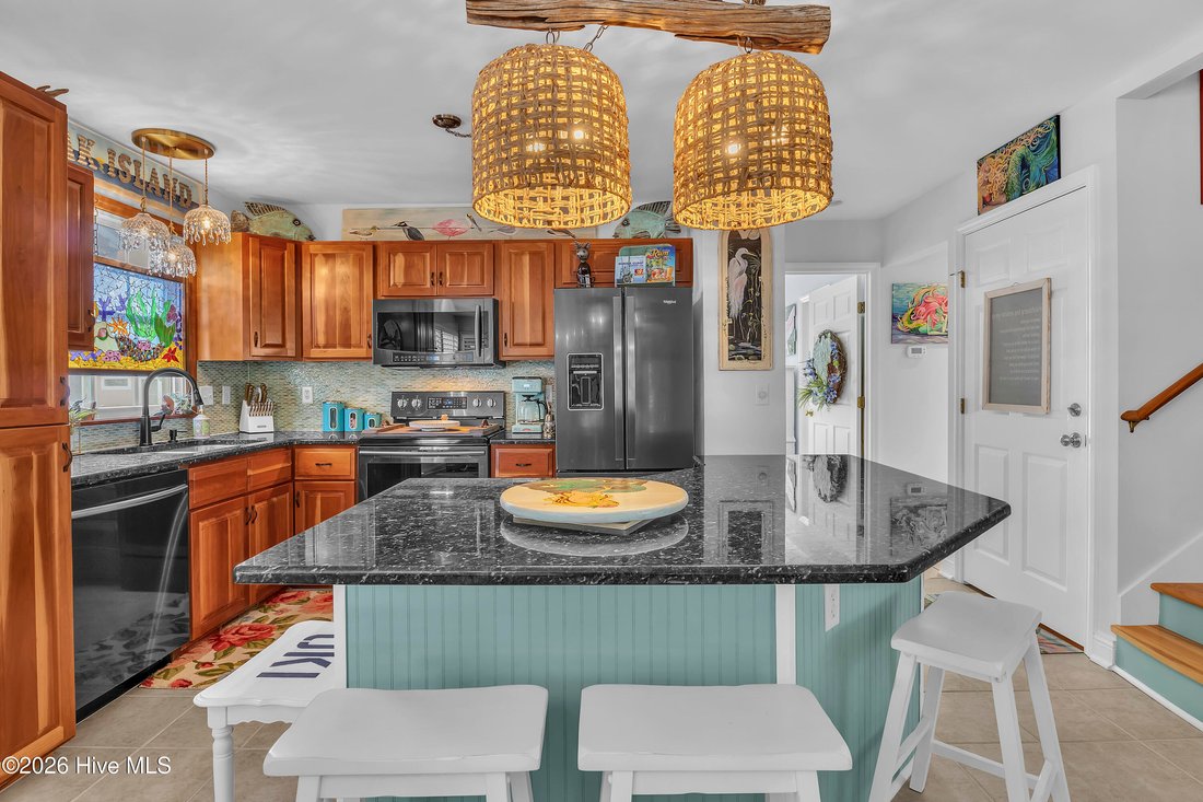 House in Oak Island, North Carolina, United States 5 - 18450333