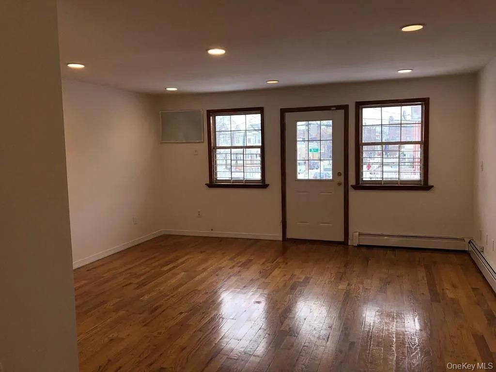 House in New York, New York, United States 2 - 18450100