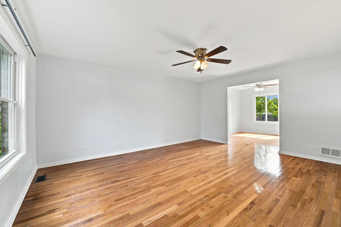 House in Bolingbrook, Illinois, United States 5 - 18450645