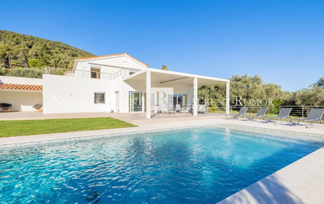 Villa à Villefranche-sur-Mer, Provence-Alpes-Côte d'Azur, France 1 - 18449610