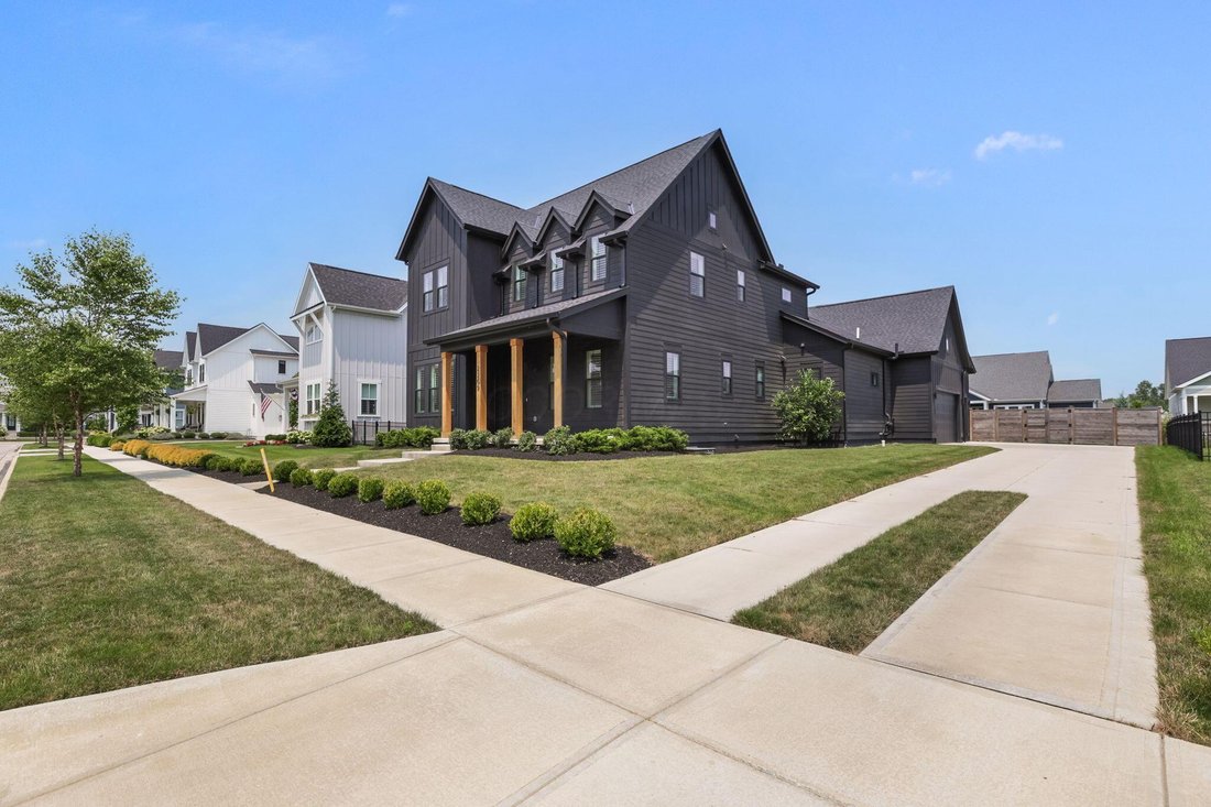 House in Lewis Center, Ohio, United States 4 - 18449280