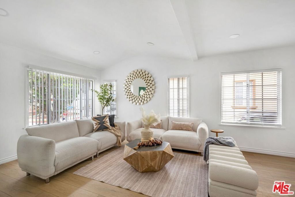 House in Los Angeles, California, United States 3 - 18449863